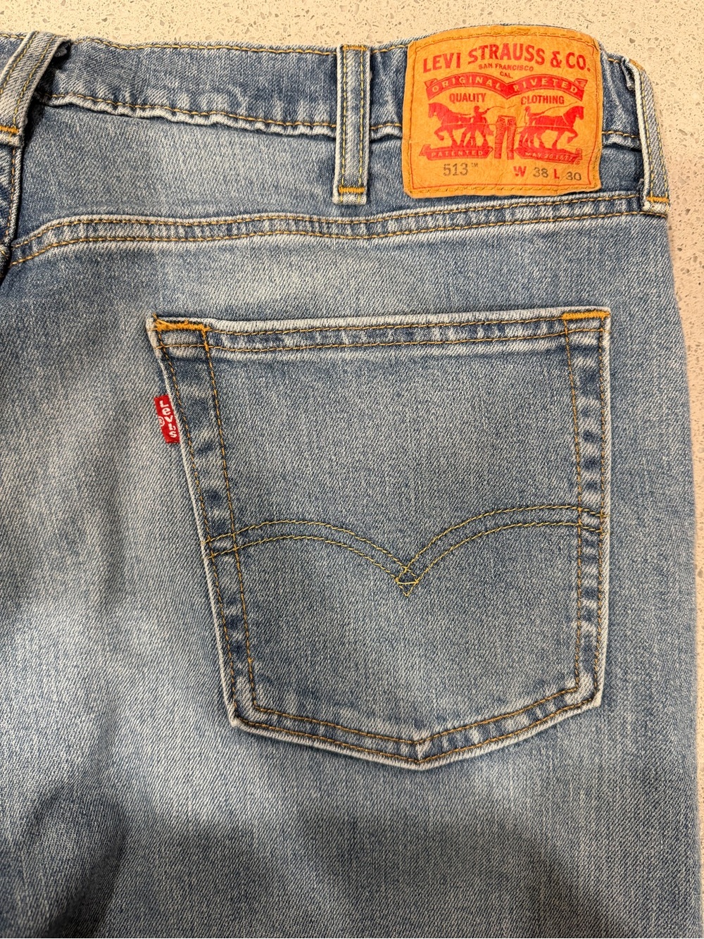 Levi’s 513 Straight Leg Jeans 38x30 - Picture 4 of 4